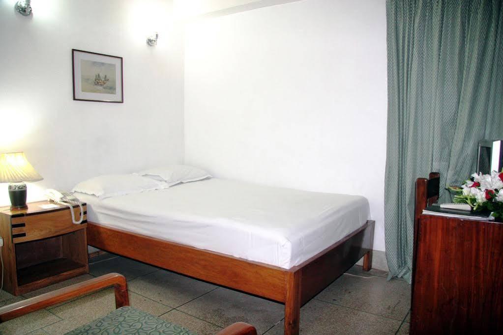 White House Hotel - City Center Dhaka Zewnętrze zdjęcie