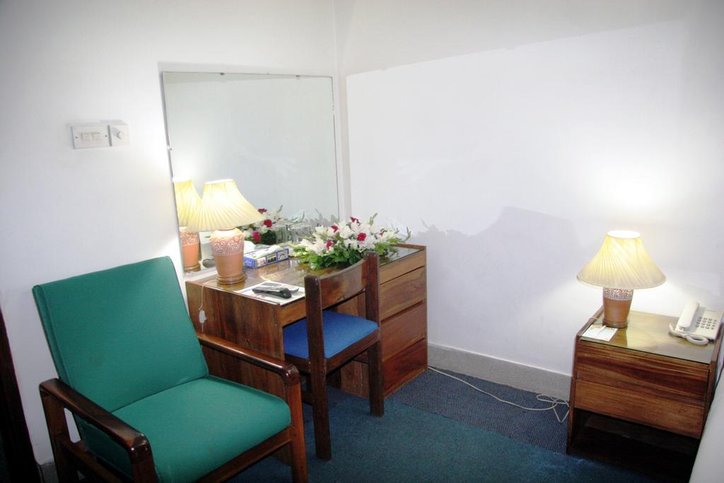 White House Hotel - City Center Dhaka Zewnętrze zdjęcie