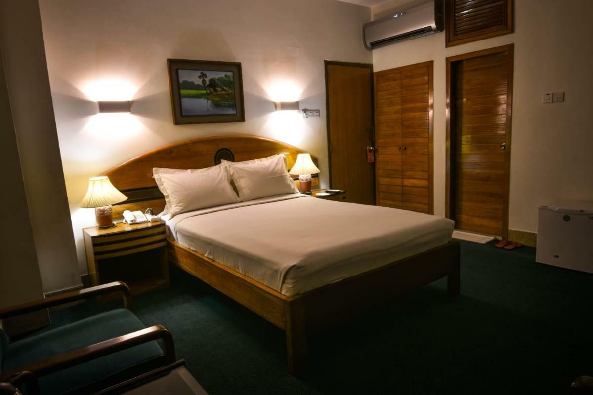 White House Hotel - City Center Dhaka Zewnętrze zdjęcie